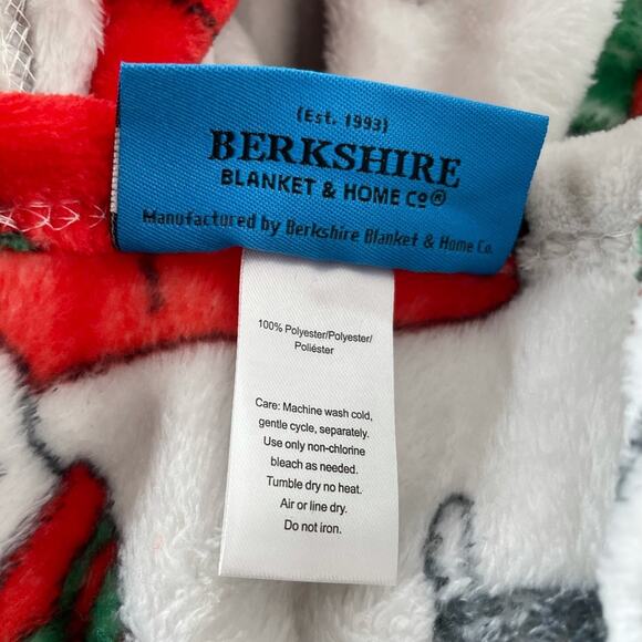 Peanuts Snoopy and Woodstock Christmas Blanket, Gray, 50x70 - Picture 5 of 8